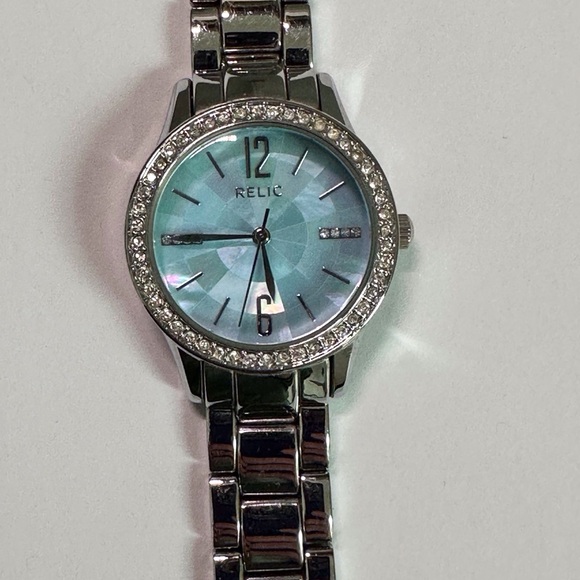 Relic Watch with Box - Picture 3 of 8